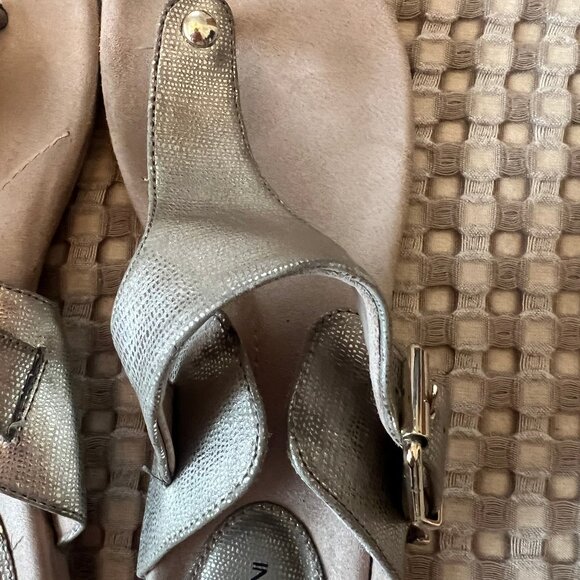 Giani Bernini Sandals, Size 9, Good Condition - Picture 2 of 3